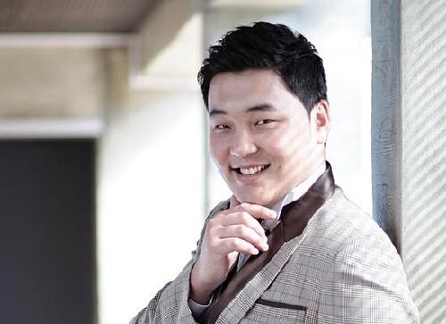 钢·阿荣巴特尔