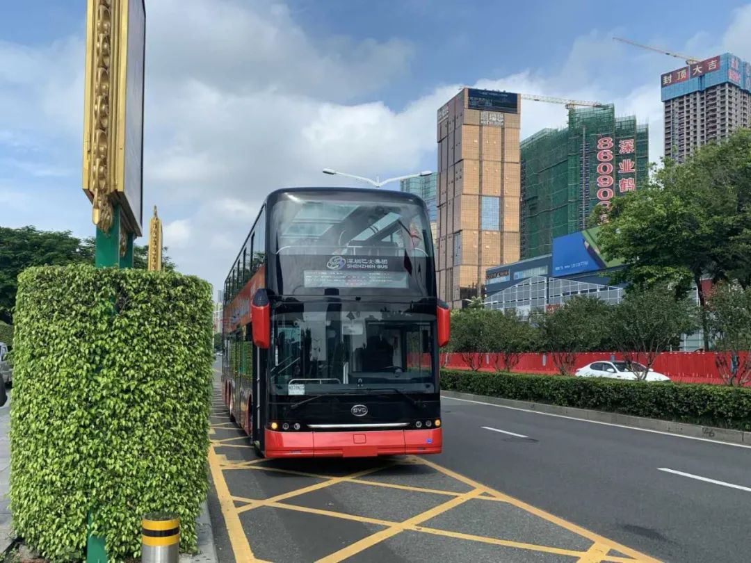 乘坐雙層觀光大巴 一起看深圳主幹道沿途風景